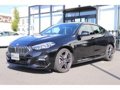 ２シリーズ ２１８ｉグランクーペ　Ｍスポーツ　ブラックサファイア／認定中古車／ディーラー／レンタアップ／デモカー／ＨＤＤナビ／パーキングサポート／リアカメラ／電動パワーシート／前後バンパーセンサー／ＥＴＣ／スマートキー／ＡＣＣ／ＬＥＤ／禁煙車