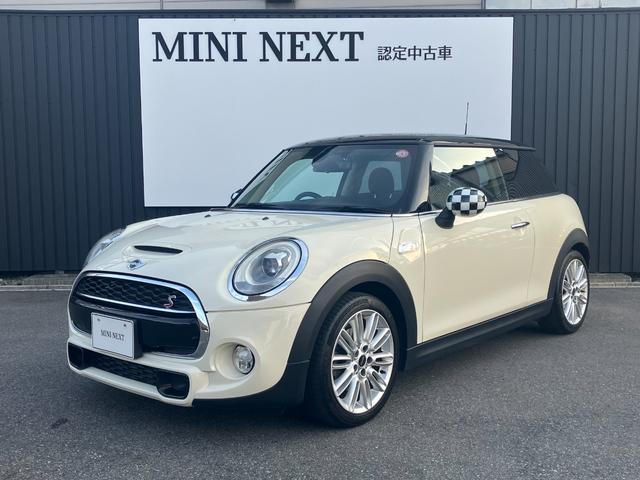 ＭＩＮＩ(ミニ) クーパーＳ　弊社１オーナー　禁煙車　純正ナビゲーション　ペッパーパッケージ　ルームミラー内蔵ＥＴＣ　ＬＥＤヘッドライト 中古車画像