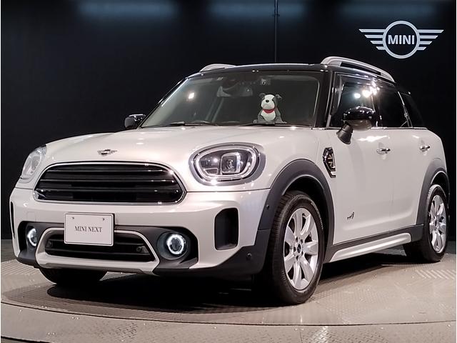 ＭＩＮＩ ＭＩＮＩ クーパーＤ　クロスオーバー　オール４　ワンオーナー　フロントシートヒーター　純正ＨＤＤナビ　バックカメラ　前後コーナーセンサ　電動リアゲート　純正１７インチアルミホイール　ＬＥＤヘッドライト　フォグランプ　衝突軽減ブレーキ　追従型クルコン