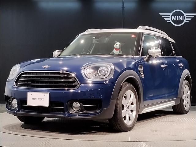 ＭＩＮＩ ＭＩＮＩ クーパーＤ　クロスオーバー　認定保証　追従式クルーズコントロール　純正ＨＤＤナビ　バックカメラ　障害物センサー　電動リアゲート　ＬＥＤライト　ミラー内蔵ＥＴＣ　インテリジェントセーフティ　純正１８インチＡＷ　コンフォートアクセス