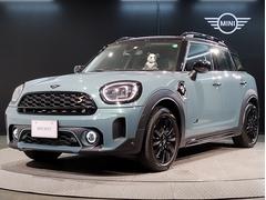 ＭＩＮＩ　ＭＩＮＩ　クパＳＥクロスオバオル４プレミアム＋Ｐクラシクトリム　後期モデル　デジタルメーター　追従式クルーズコントロール