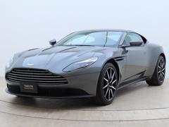 アストンマーティン　ＤＢ１１　　Ｖ１２　５．２　左ハンドル