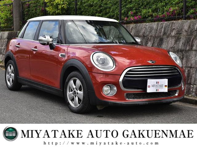 ＭＩＮＩ(ミニ) クーパー　クーパー（５名）　ワンオーナー車　純正ナビ　消耗品交換 中古車画像