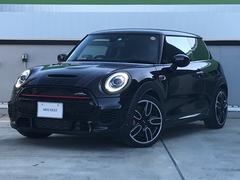 ＭＩＮＩ　ＭＩＮＩ　ジョンクーパーワークス　シートヒーター　衝突被害軽減ブレーキ　ハーフレザーシート