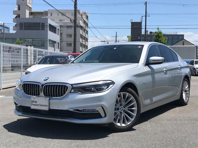 ＢＭＷ ５シリーズ ５２３ｄ　ラグジュアリー　ワンオーナー　ウッドトリムインテリア　１８インチＡＷ　地デジチューナー　アンビエントライト　インテリジェントセーフティ　全周囲カメラ　前後席シートヒーター　アクティブクルーズＣ　Ｂｌｕｅｔｏｏｔｈ機能