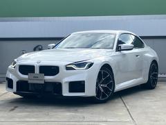 M2 ベースグレード 弊社デモカー MコンフォートPKG AppleCarPlay ステアリングヒーター harmankardonサラウンド ブラックヴァーネスカレザーシート サンプロテクションガラス 19/20インチAW 中古車画像