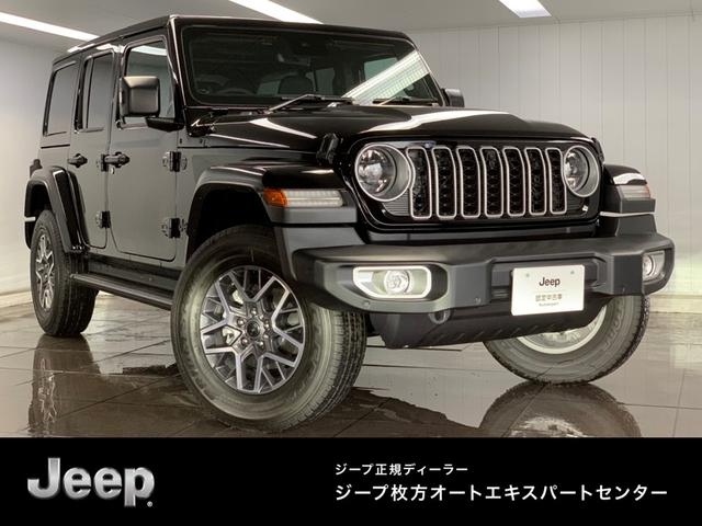 ラングラー（ジープ）サハラ　弊社登録済み未使用車　ワンオーナー　電動サイドステップ装着　レザーシート　シートヒーター　ＡｐｐｌｅＣａｒｐｌａｙ　Ｂｌｕｅｔｏｏｔｈ接続　パワーシート　ＡＣＣ　ＬＥＤヘッドライト　新車保証継承 中古車画像