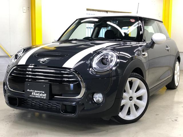 走りも楽しむアーバンスタイル！魅力的なオプション多数 低走行３．２万キロで程度も大変良好です！人気条件揃ってるので早い者勝ち！