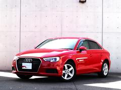 アウディ　Ａ３セダン　３０ＴＦＳＩ