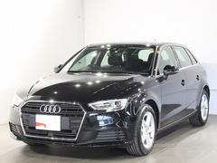 Ａ３ スポーツバック３０ＴＦＳＩ　スポーツ　シートヒーター付き　ＡＣＣ　認定中古車