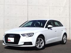 アウディ　Ａ３　スポーツバック３０ＴＦＳＩ　純正ナビ　衝突軽減ブレーキ　リアカメラ