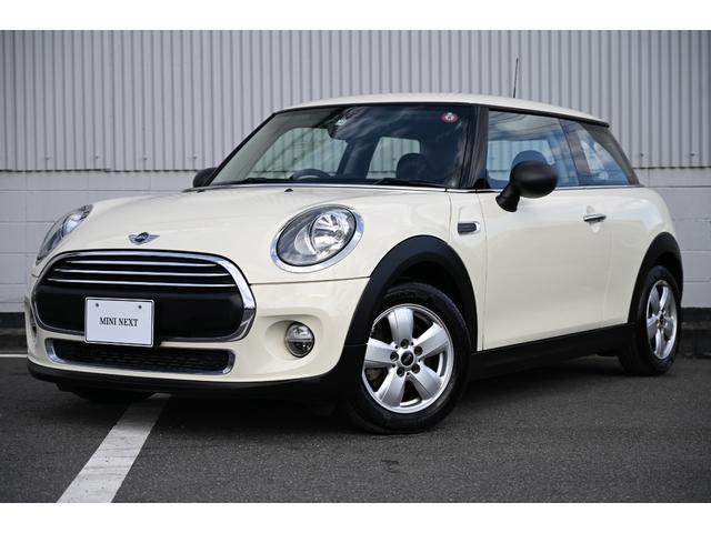 ＭＩＮＩ ＭＩＮＩ ワン　６速マニュアルミッション　純正ＨＤＤナビ　純正１５インチＡＷ　キーレスキー　ハロゲンライト