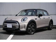 ＭＩＮＩ　ＭＩＮＩ　クーパーＤ　クラシック　トリム　元弊社試乗車