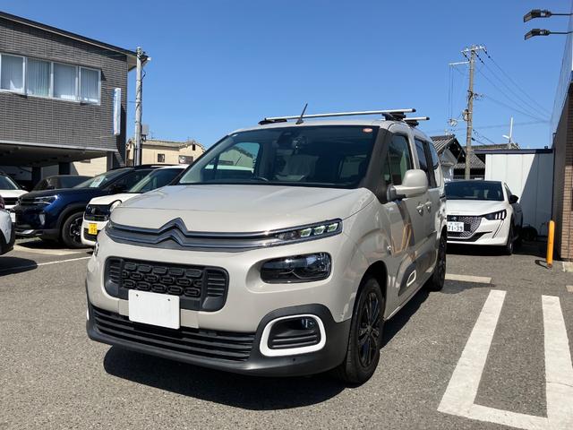 シトロエンのMPV、ベルランゴにぴったりフィットする純正カー シトロエンのMPV、ベルランゴにぴったりフィットする純正カー