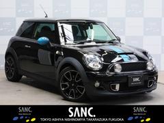 MINI クーパーS ベイズウオーター 禁煙 ボンネットスポーツストライプ ストライプデザインミラーキャップ ハイグロスブラック17AW 専用レザーシート ブルー&グレーステッチ クロームラインインテリア スポーツモード 中古車画像