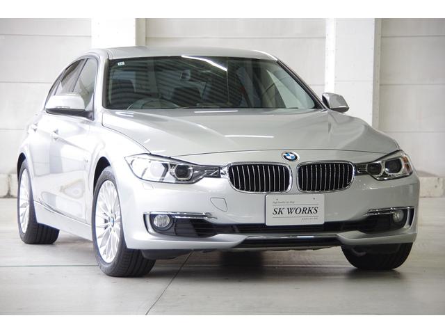 ３シリーズ(BMW) ３２０ｉラグジュアリー　黒革・１オーナー・保証書・取説・記録簿・スペアキー完備。ボディコーティング施工済 中古車画像