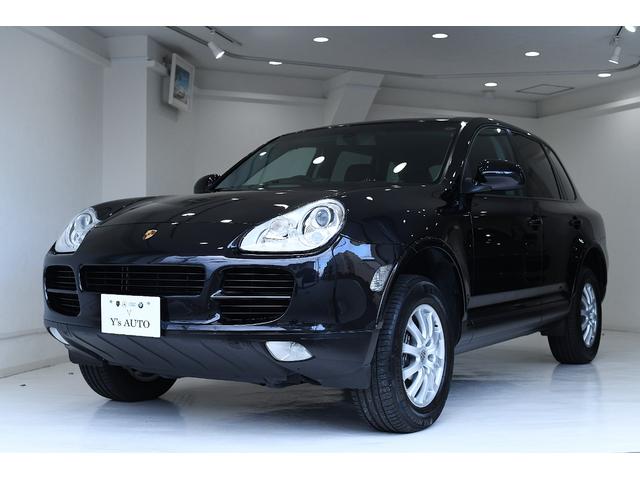 カイエン(ポルシェ) ベースグレード　右ハンドル　２０２２年製ミシュランタイヤ　禁煙　室内保管　ＥＴＣ　ナビ　リアアルミスキッドプレート 中古車画像