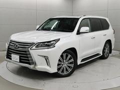 レクサス　ＬＸ　ＬＸ５７０　マークレビンソンプレミアムサラウンドサウンドシステム　リヤエンターテインメントシステム　置くだけ充電