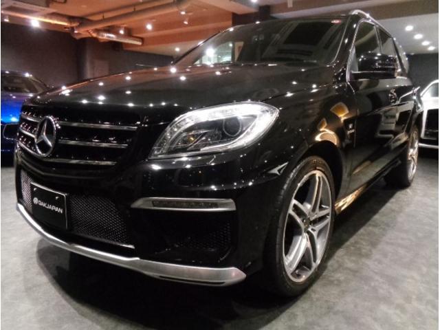 ＭＬ６３　ＡＭＧ　５．５Ｖ８ツインターボエンジン５２５ＰＡＭＧエアロＡＭＧ２１ＡＷ黒レザーインテリアパノラマガラスルーフナビＴＶ電動ＲゲートＨａｒｍａｎｋａｒｄｏｎナビＴＶクルーズＣパワーシートシートエアコン１オーナー