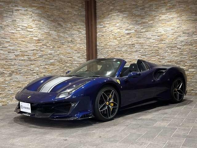 フェラーリ ４８８ピスタスパイダー