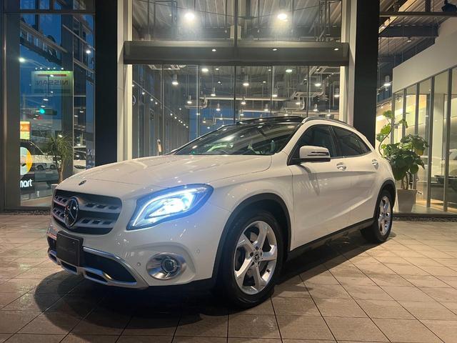 メルセデス・ベンツ ＧＬＡクラス ＧＬＡ２２０　４マチック　■認定中古車１年保証■プレミアムＰ■レーダーセーフティＰ■Ｈａｒｍａｎ／Ｋａｒｄｏｎロジック７サラウンド■マルチカラーアンビエントライト■パノラミックＳルーフ■前方ドラレコ■本革＆ヒーター付電動シート