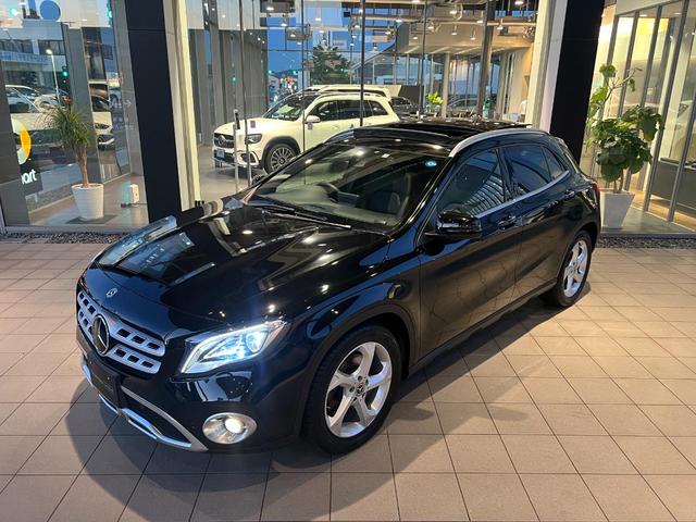 メルセデス・ベンツ ＧＬＡ２２０　４マチック　■認定中古車２年保証■プレミアムＰ■レーダーセーフティＰ■Ｈａｒｍａｎ／Ｋａｒｄｏｎロジック７サラウンド■マルチカラーアンビエントライト■パノラミックＳルーフ■前方ドラレコ■本革＆ヒーター付電動シート