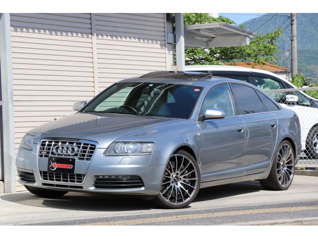 Ｓ６(アウディ) ベースグレード　禁煙車　フルタイムＡＷＤ　サンルーフ　前後パークソナー　Ｓラインベージュレザー　全席シートヒーター　電動サンシェード　スマートキー　スペアキー　Aftermarket２０インチアルミ　オゾン脱臭済　走行テスト済車輛 中古車画像