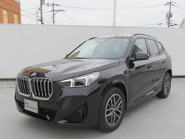 ＢＭＷ Ｘ１ ｘＤｒｉｖｅ　２０ｉ　Ｍスポーツ　テクノロジーＰＫＧ　ＬＥＤ　１８ＡＷ　Ａトランク　ＰＤＣ　スマートキー　Ｂカメラ　　ＨＵＤ　アクティブクルーズコントロール　レーンチェンジ＆ディパーチャーウォーニング　禁煙車　認定中古車２年保証