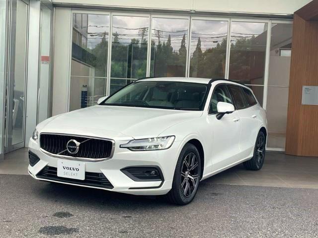 ボルボ Ｖ６０ プラス　Ｂ４　本革シート　ＦＲシートヒーター　ハイパフォーマンス・オーディオシステム（２２０Ｗ１０スピーカー）テイラード・シルクメタル・ステアリングホイール　ステアリングホイール・ヒーター