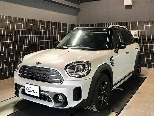 ＭＩＮＩ クーパーＤ　クロスオーバー　クラシック・トリム　ワンオーナー禁煙車　アダプティブＬＥＤ　ＨＤＤナビ　バックカメラ　前後ＰＤＣ　インテリジェントセーフティ　ハーフレザーシート　シートヒーター　ミラーＥＴＣ　デジタルメーター　パワートランク　ドラレコ（1枚目）