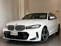 ＢＭＷ　３シリーズ　３１８ｉ　クリアランスソナー　レーンアシスト　オートクルーズコントロール