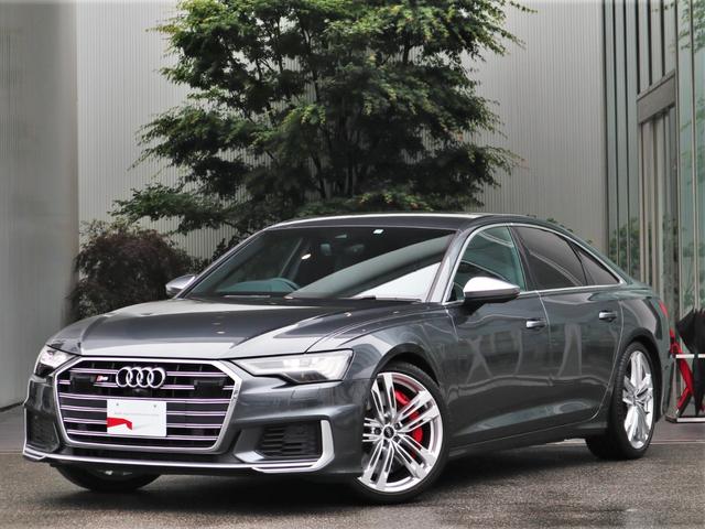 アウディ S6
