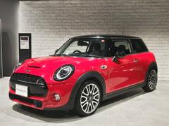 ＭＩＮＩ　ＭＩＮＩ　クーパーＳ　ＭＴ車　純正ナビ　本革シート