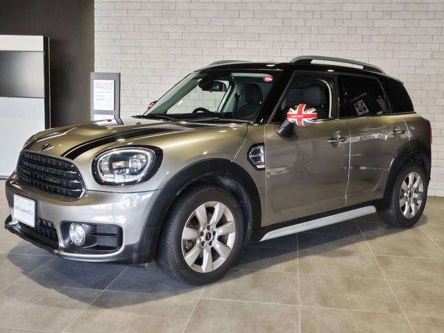 ＭＩＮＩ ＭＩＮＩ クーパーＤ　クロスオーバー　純正ナビ・ＬＥＤライト・バックカメラ・ボンスト　ユニオンジャックミラーカバー　ＥＴＣ内蔵ミラー