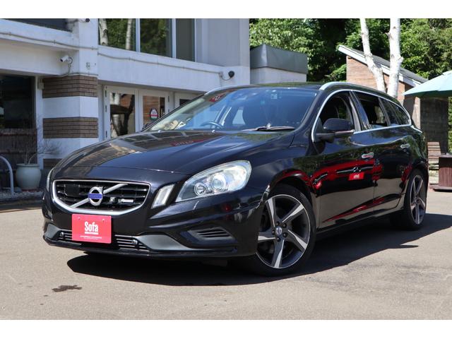 Ｖ６０(ボルボ) Ｔ６　ＡＷＤ　Ｒデザイン　シティーセーフティーパッケージ　ナビ　Ｂモニター 中古車画像