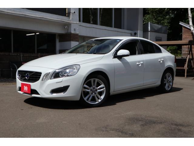 Ｓ６０(ボルボ) Ｔ６　ＡＷＤ　ナビ　地デジ　Ｂカメラ　ＥＴＣ 中古車画像