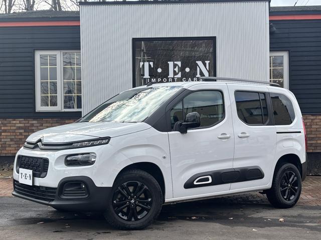 リフトアップ・ＢＦＧｏｏ．ｄｒｉｃｈホワイトレター 禁煙車・パノラミックルーフ・両側スライドドア・ＥＴＣ