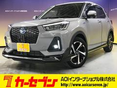 ロッキー プレミアムG HEV 9インチメモリーナビ フルセグTV CD DVD SD BTオーディオ TVキャンセラー バックカメラ 全方位カメラ 前後ドラレコ シートヒーター LEDオートライト 合皮ファブリックコンビシート 中古車画像