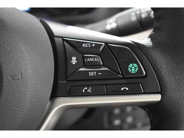 デリカミニ Ｇ　プレミアム　弊社社有車　Ｍナビ　ＴＶ　マイパイロット　バックモニター　サイドカメラ　フロントカメラ　ＬＥＤヘッドライト　４ＷＤ　クルーズコントロール　アルミホイール　シートヒーター　スマートキー　オートエアコン（10枚目）