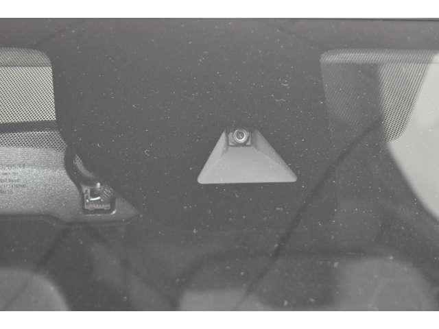 eKクロス G 弊社社有車 Mナビ TV Bカメラ(ミラー) エアバッグ アイスト Sヒーター LED スマートキー クリアランスソナー フルセグTV オートエアコン メモリーナビ バックモニター ナビTV ABS(5枚目)