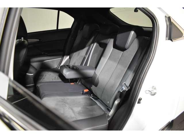 エクリプスクロス P 車歴レンタ スマホ連携ナビ 前後ドラレコ e-アシスト アラウンドビューモニター LEDヘッドライト パワーシート フルオートエアコン フルセグTV パーキングセンサー シートヒーター スマートキー(14枚目)