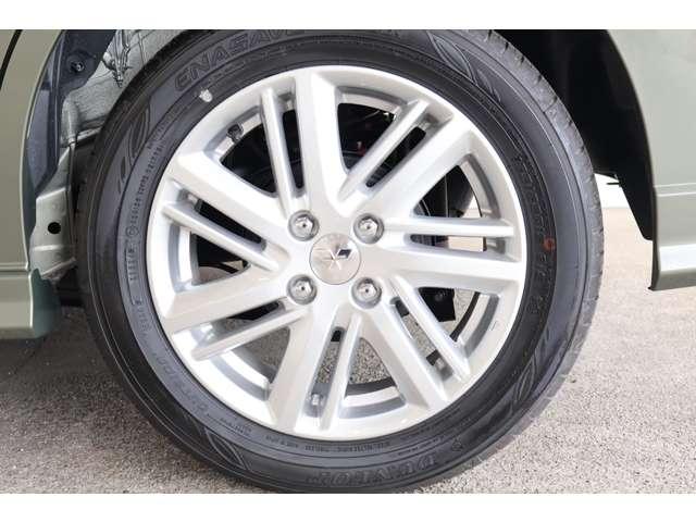 デリカD:2 ハイブリッドMZ 全方位カメラ付ナビパッケージ 純正ナビ 地デジTV 全方位カメラ クルコン LEDライト フルセグ 衝突軽減 両側パワースライドドア アルミホイール コーナーセンサー フルフラット 横滑り防止装置 禁煙車 DVD シートヒーター(13枚目)