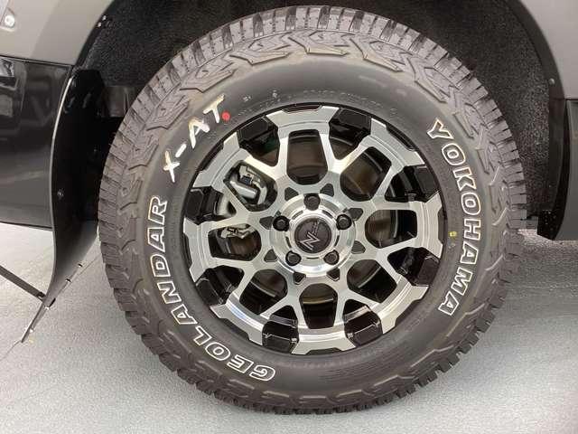 デリカＤ：５ シャモニー　１１型ナビ・フルセグＴＶ・全周囲カメラ　アイドリングＳ　アクティブクルーズコントロール　イモビ　衝突被害軽減装置　Ｂモニター　１オーナー　サイドカメラ　助手席エアバッグ　地デジＴＶ　電動リアゲート（6枚目）