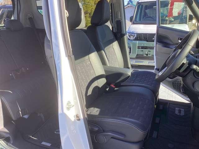 デリカミニ Ｔ　プレミアム　カスタム仕様・メモリーナビ・全周囲カメラ　ＤＶＤ　フルセグＴＶ　ＬＥＤランプ　クルコン　キーレスエントリー　ＡＢＳ　エアバッグ　パワステ　ベンチシート　オートエアコン　ターボ車　フロントカメラ（4枚目）