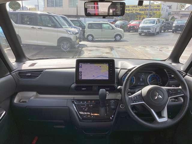デリカミニ Ｔ　プレミアム　カスタム仕様　マフラー　マッドフラップ　ＥＴＣ車載器　フルセグＴＶ　ＬＥＤランプ　クルコン　キーレスエントリー　ＡＢＳ　禁煙　エアバッグ　パワステ　ベンチシート　オートエアコン　ターボ車　バックカメラ（5枚目）