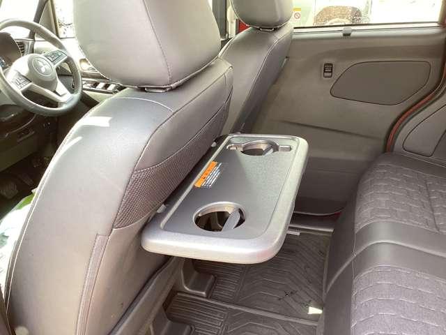 デリカミニ Ｔ　プレミアム　カスタム仕様　マフラー　マッドフラップ　ＥＴＣ車載器　フルセグＴＶ　ＬＥＤランプ　クルコン　キーレスエントリー　ＡＢＳ　禁煙　エアバッグ　パワステ　ベンチシート　オートエアコン　ターボ車　バックカメラ（15枚目）