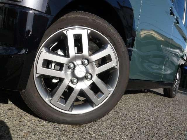 デリカミニ G プレミアム リミテッドエディション 9型ナビ・フルセグTV・全周囲カメラ (13枚目)