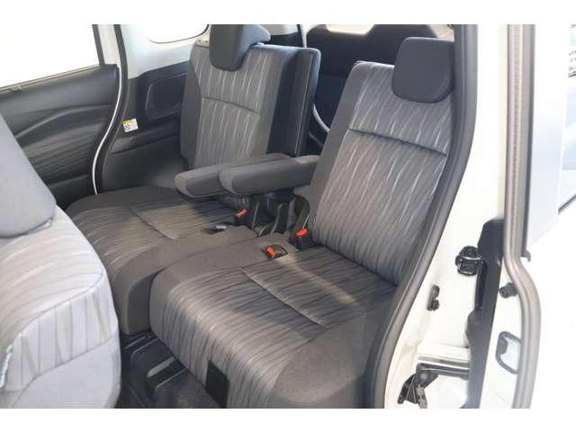 デリカD:2 ハイブリッドMZ 全方位カメラ付ナビパッケージ 純正ナビ・フルセグTV・全周囲カメラ クルコン 全周囲モニター LEDライト フルセグ 衝突軽減 両側パワースライドドア アルミホイール ETC コーナーセンサー フルフラット 横滑り防止装置 禁煙車(5枚目)