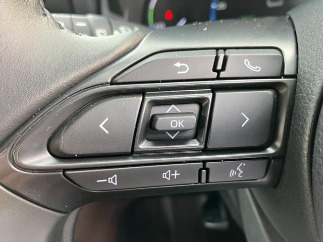 ヤリスクロス ハイブリットZ ドライブレコーダー バックカメラ プッシュスタート ETC 衝突被害軽減システム(27枚目)