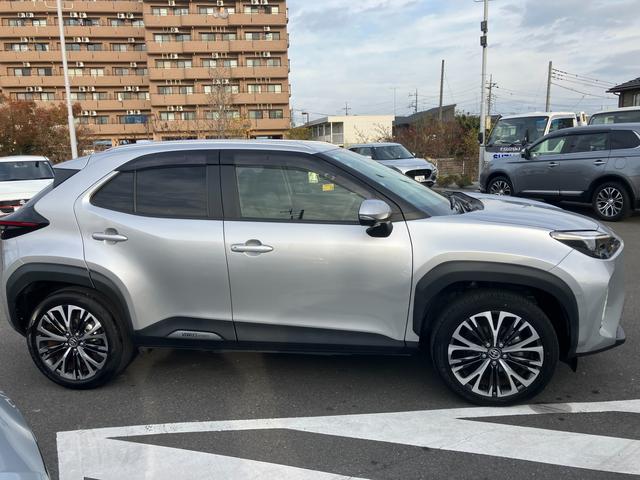 ヤリスクロス ハイブリットZ ドライブレコーダー バックカメラ プッシュスタート ETC 衝突被害軽減システム(41枚目)